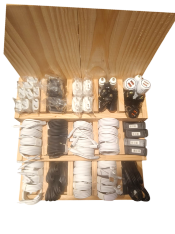 Toonbank display wood telefoonaccessoires (gevuld) 